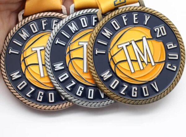 Medals - Image 12